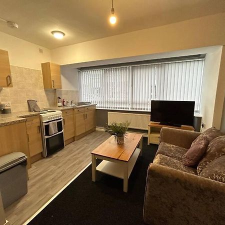 Two Bedroom Apartment Room 18 Stockton-on-Tees Exterior foto