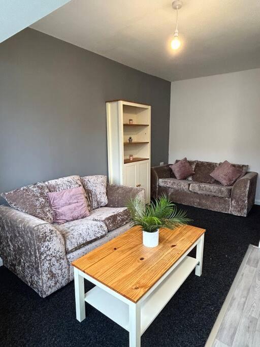 Two Bedroom Apartment Room 18 Stockton-on-Tees Exterior foto